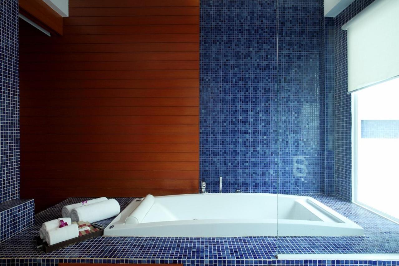 Pool Villa Daily Complimentary Minibar,1257951628:JPEG